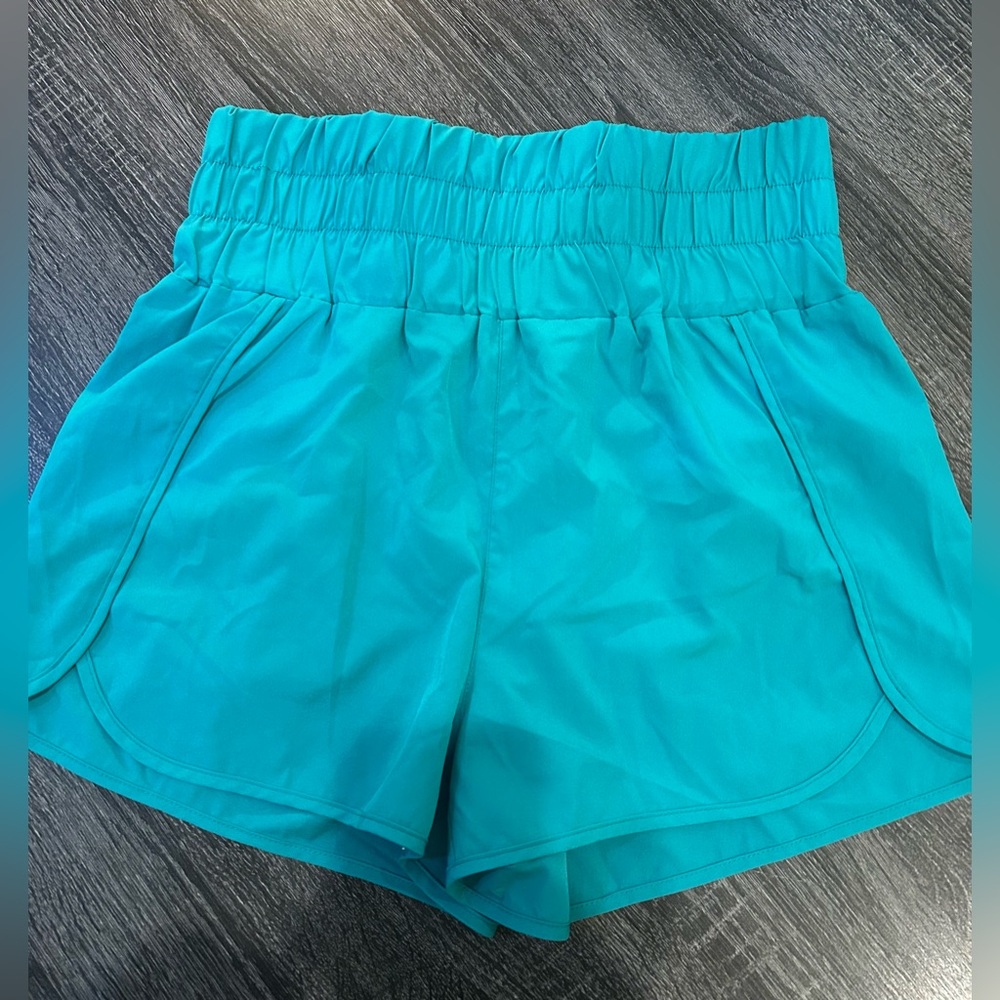 Women’s High-Rise Seafoam Colored Athletic Shorts with Elastic Waist